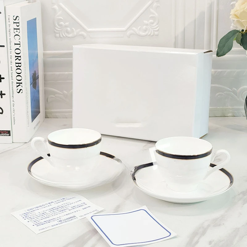 Juego de Tazas y Platillos de  - Coffee Tea Love reseña y precio